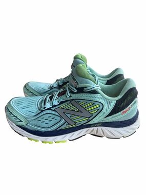 New Balance Women’s Mint Green Running Shoes Size 7.5